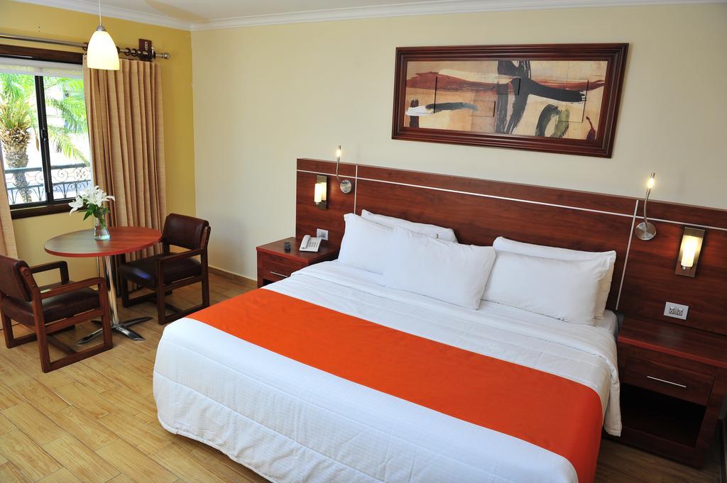 Hotel San Sebastian Hermosillo Bagian luar foto