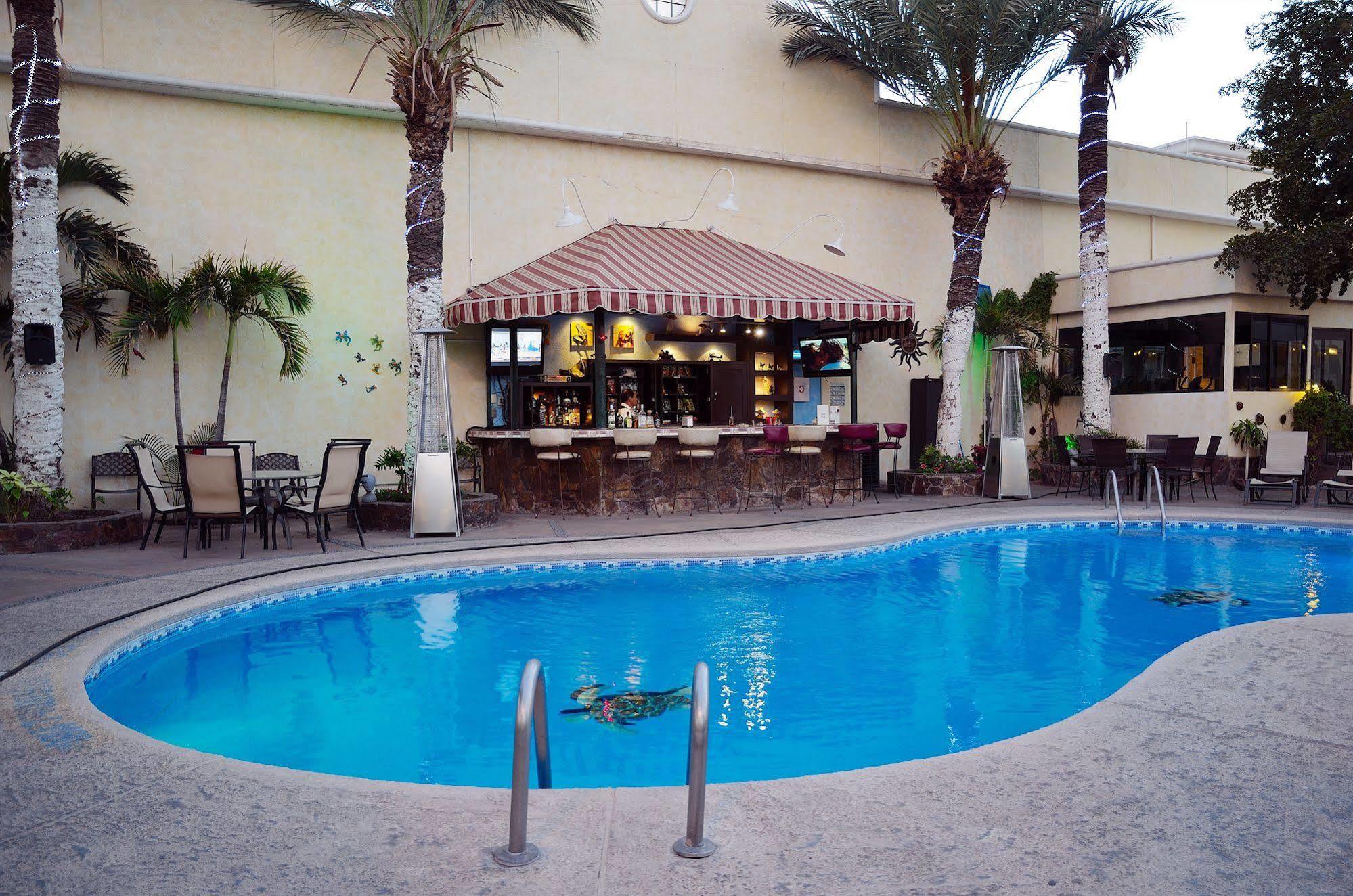 Hotel San Sebastian Hermosillo Bagian luar foto